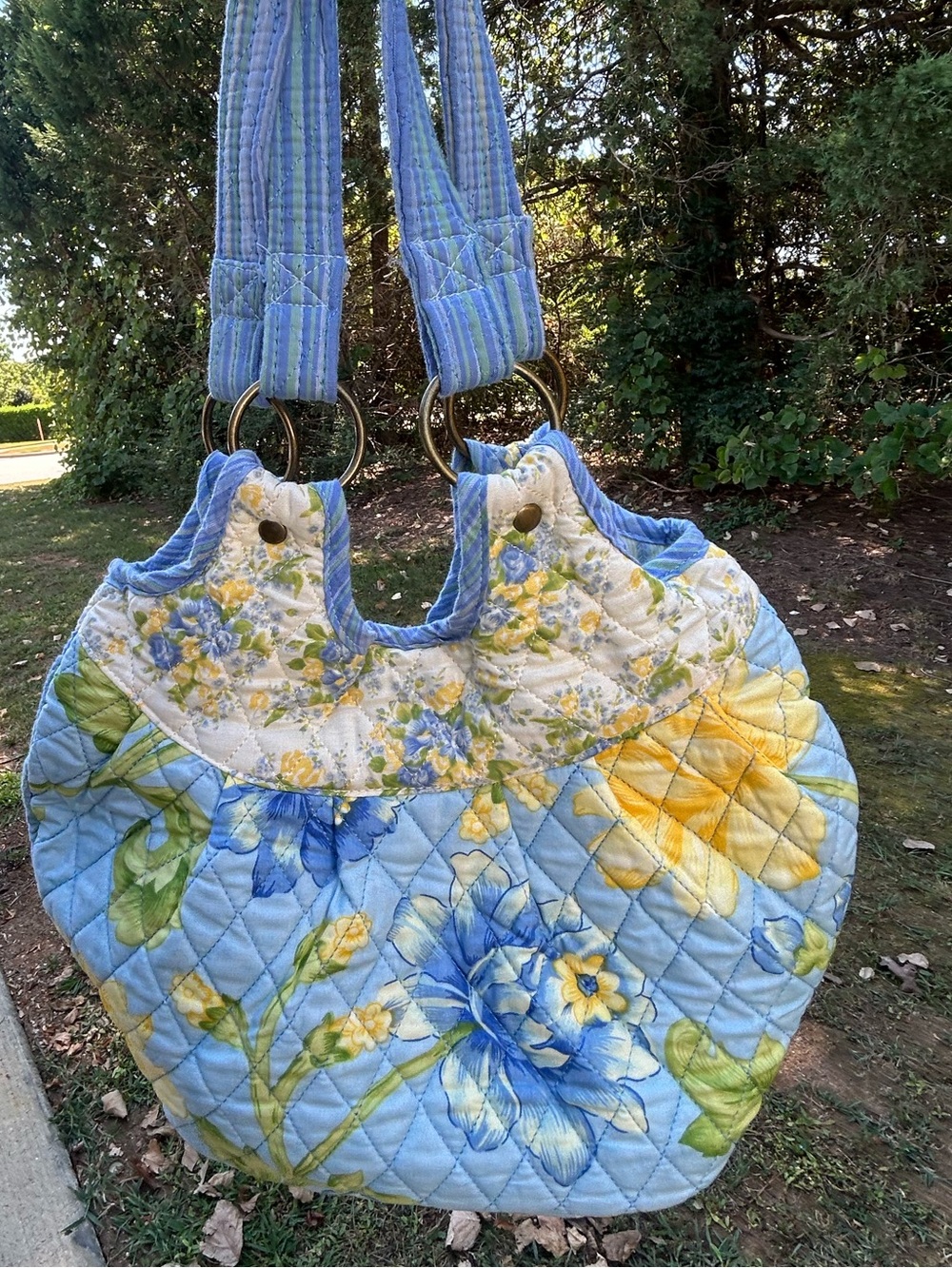 Vintage Quilted Floral Shoulder Bag in Blue and Yellow